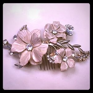 Irene Bridal Comb/Brooch by Debra Moreland Paris